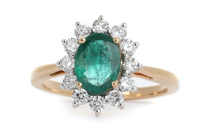 Lot 404 - EMERALD AND DIAMOND CLUSTER RING