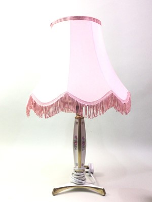 Lot 603 - FLORAL DECORATED TABLE LAMP
