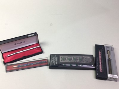 Lot 599 - GROUP OF PARKER PENS