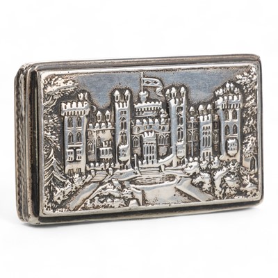 Lot 1579 - SILVER SNUFF BOX