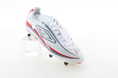 Lot 1810 - DIDIER DROGBA, SIGNED FOOTBALL BOOT