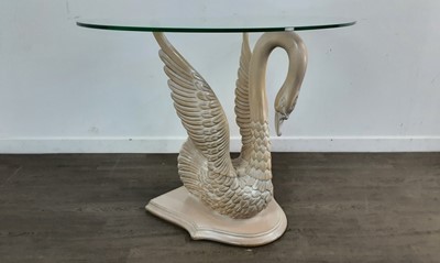 Lot 579 - CONSOLE TABLE