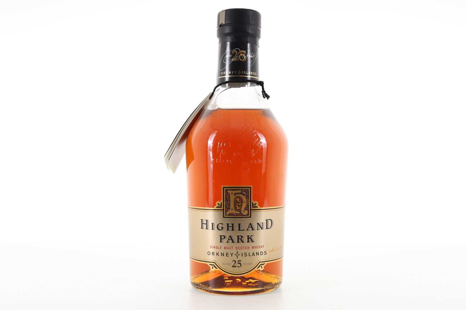 Lot 23 - HIGHLAND PARK 25 YEAR OLD 1990S