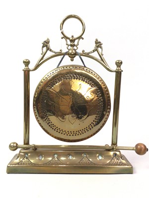 Lot 661 - BRASS TABLE GONG