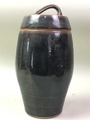 Lot 689 - STONEWARE JAR