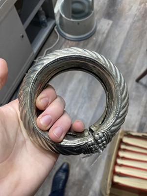 Lot 669 - CHINESE FAMILLE ROSE WINE EWER