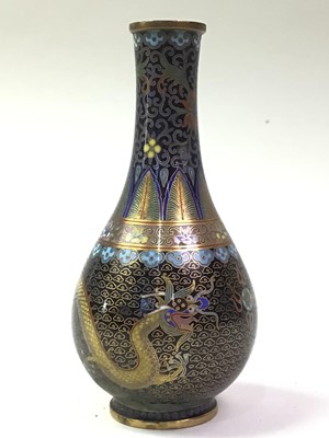 Lot 675 - CHINESE CLOISONNÉ VASE