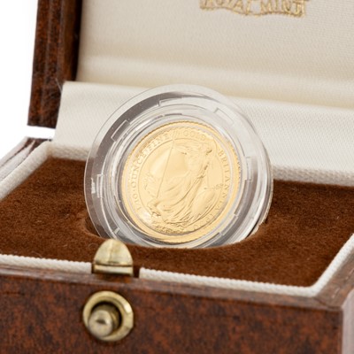 Lot 114 - QUEEN ELIZABETH II, PROOF GOLD £10 BRITANNIA