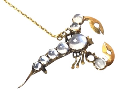 Lot 6 - YELLOW METAL STONE SET SCORPION BROOCH