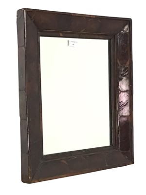 Lot 41 - WALL MIRROR