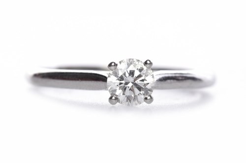 Lot 4 - CARTIER GIA CERTIFICATED DIAMOND SOLITAIRE...