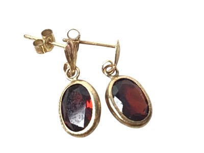 Lot 119 - EIGHT GOLD AND OTHER EARRINGS