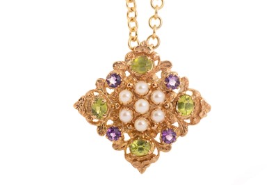 Lot 553 - SUFFRAGETTE STYLE PENDANT