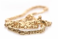Lot 9 - EIGHTEEN CARAT GOLD NECKLACE formed by rolo...