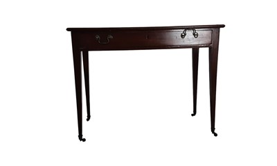 Lot 301 - MAHOGANY SIDE TABLE