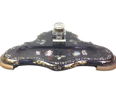 Lot 110 - VICTORIAN PAPIER MACHE INKSTAND