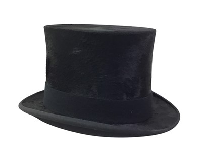 Lot 308 - TOP HAT