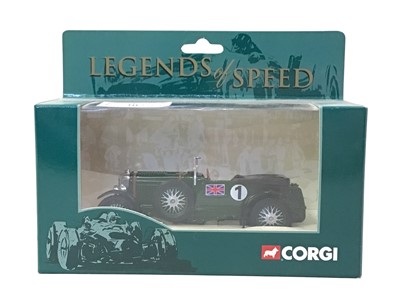 Lot 307 - GROUP OF CORGI AND OTHER MODEL VEHICLES