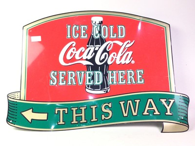 Lot 2 - COLLECTION OF COKE MEMORABILIA