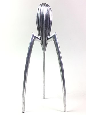 Lot 4 - ALUMINIUM LEMON SQUEEZER
