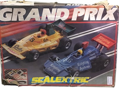 Lot 213 - COLLECTION OF SCALEXTRIC