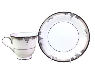 Lot 236 - NORITAKE PART DINNER SERVICE