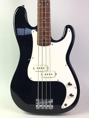 Lot 333 - STARMAKER ELECTRIC BASS GUITAR