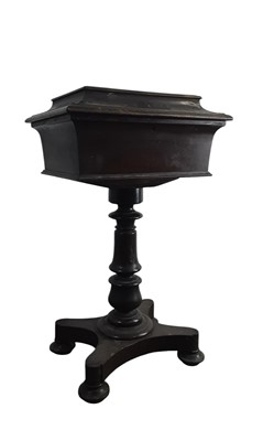 Lot 401 - VICTORIAN MAHOGANY TEAPOY