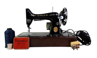 Lot 260 - SINGER PORTABLE SEWING MACHINE