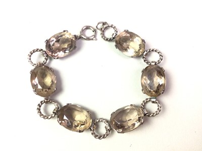 Lot 424 - COLLECTION OF SILVER AND WHITE METAL JEWELLERY