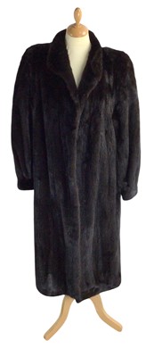 Lot 371 - MINK FUR COAT