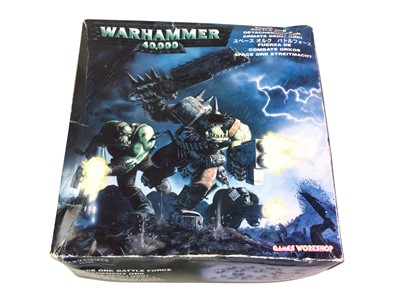 Lot 384 - COLLECTION OF WARHAMMER 40000 MINIATURES