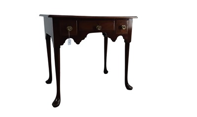 Lot 495 - MAHOGANY LOWBOY