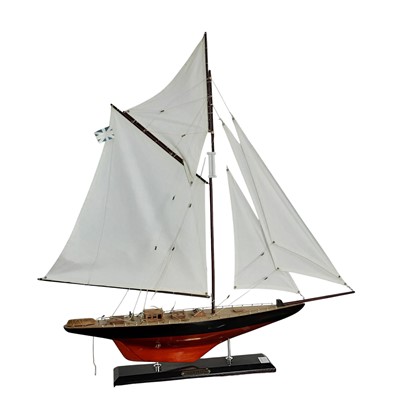 Lot 518 - TWO MODEL SAILING YACHTS