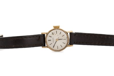 Lot 829 - LONGINES