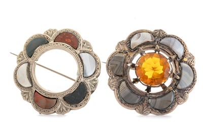 Lot 634 - FOUR SCOTTISH AGATE BROOCHES