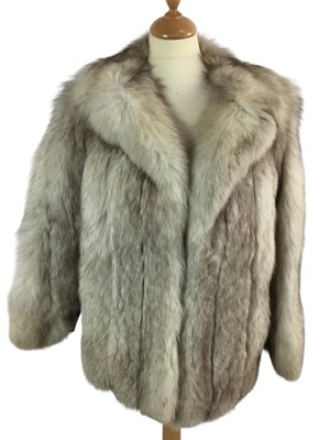 Lot 591 - ARCTIC FOX FUR JACKET