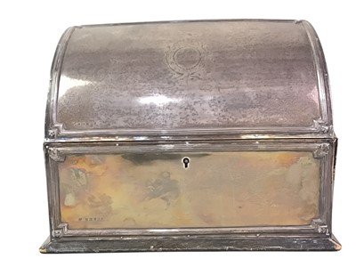 Lot 725 - GEORGE V SILVER STATIONERY BOX