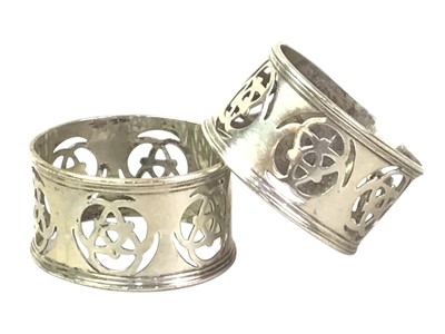 Lot 730 - GROUP OF NAPKIN RINGS