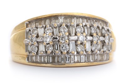 Lot 668 - DIAMOND CLUSTER RING