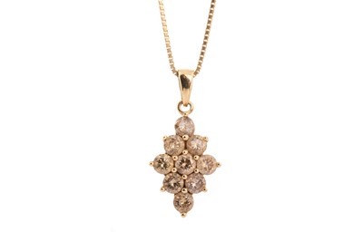 Lot 674 - DIAMOND PENDANT ON CHAIN