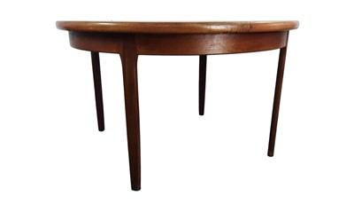 Lot 714 - ELLIOTS OF NEWBURY TEAK CIRCULAR DINING TABLE