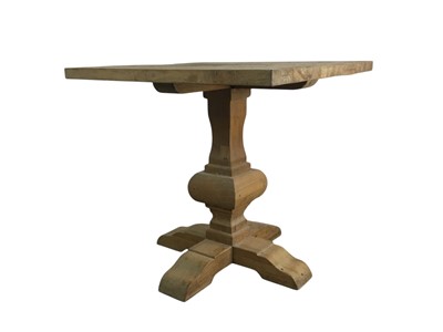 Lot 768 - OAK BREAKFAST TABLE