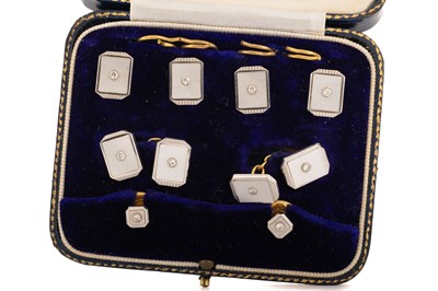 Lot 719 - SET OF CUFFLINKS AND STUDS