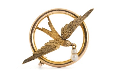 Lot 724 - LATE VICTORIAN BROOCH