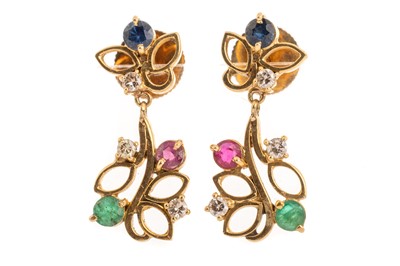 Lot 743 - PAIR OF MID CENTURY EARRINGS