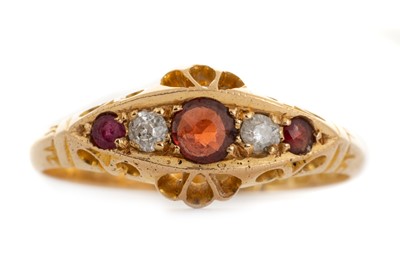 Lot 750 - GARNET AND DIAMOND RING