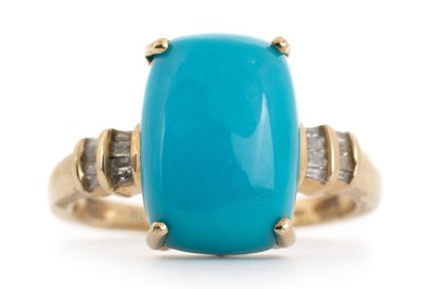 Lot 788 - TURQUOISE AND DIAMOND RING