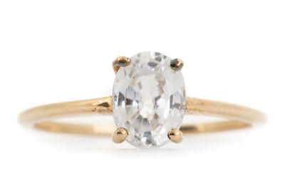 Lot 385 - ZIRCON DRESS RING