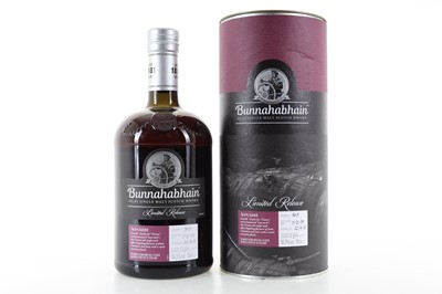 Lot 273 - BUNNAHABHAIN 2011 10 YEAR OLD AONADH